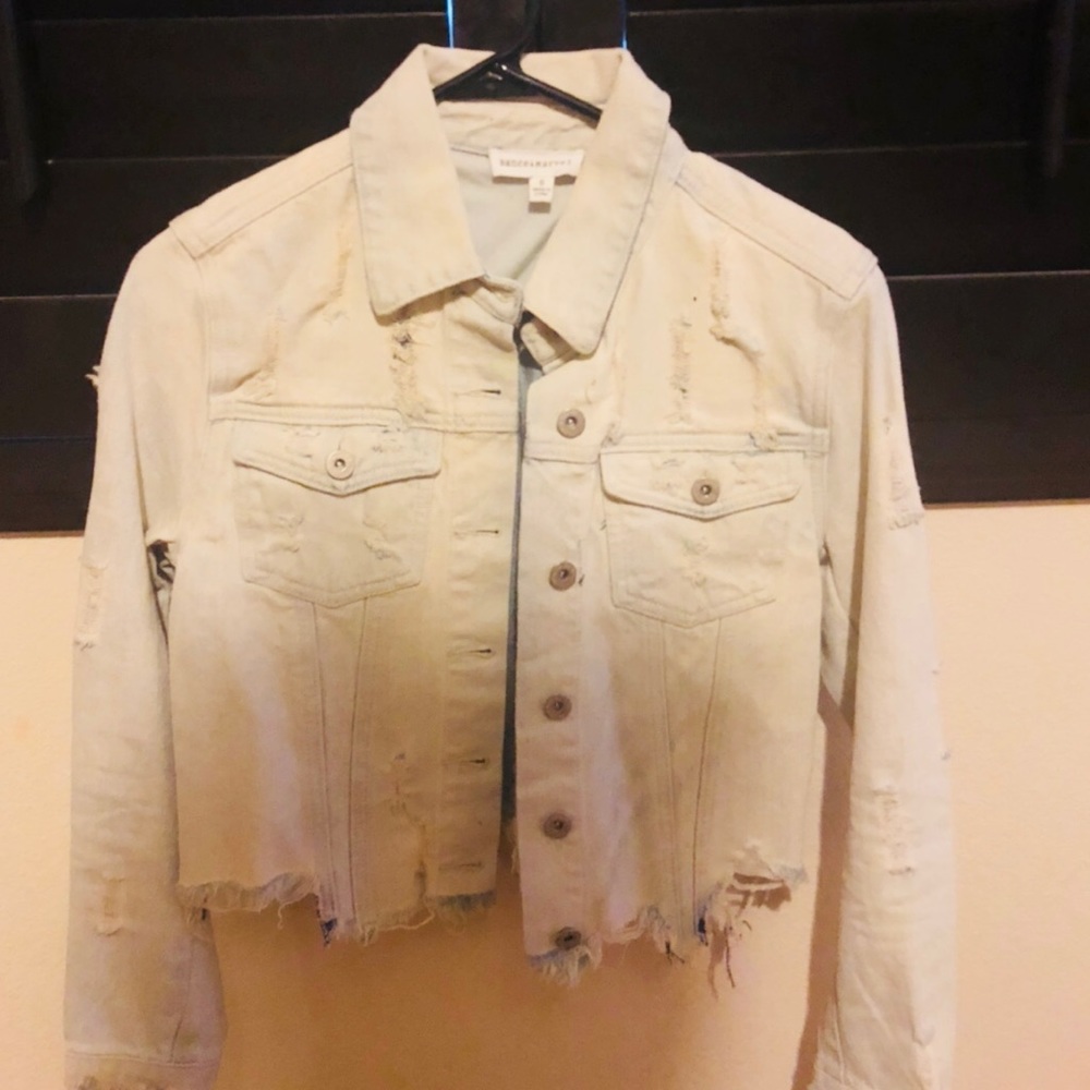 Jean jacket - Picture 1 of 1